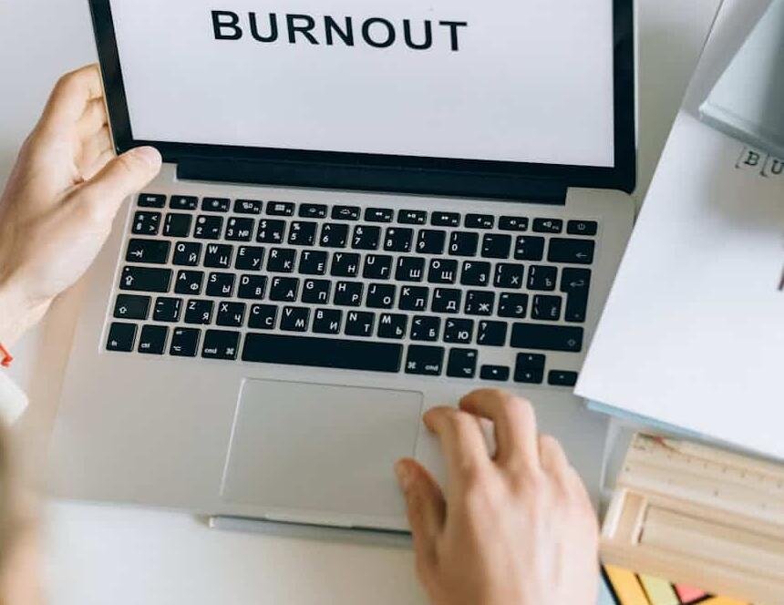 7 Tanda Anda Sedang Mengalami Burnout yang Perlu Segera Diatasi