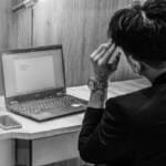 Pengertian Overthinking dan Cara Otak Menciptakan Siklus Pikiran Berulang