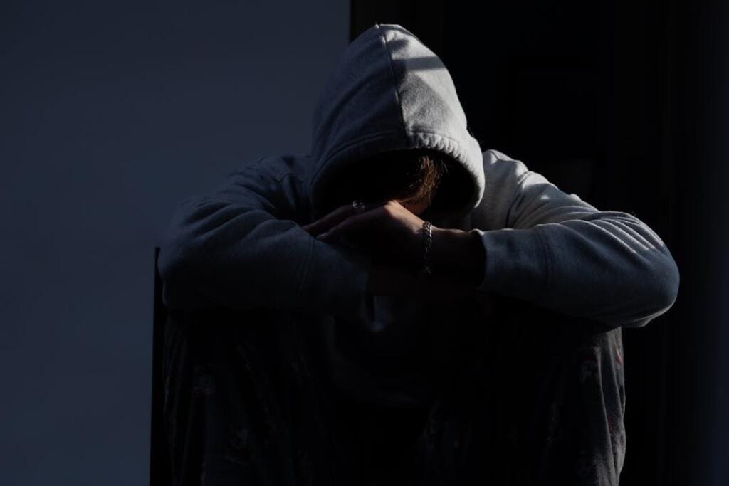 Apa Perbedaan Burnout dan Kelelahan Biasa? Ini Penjelasan Lengkapnya